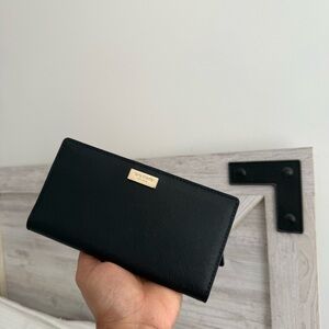 Kate Spade Bifold wallet